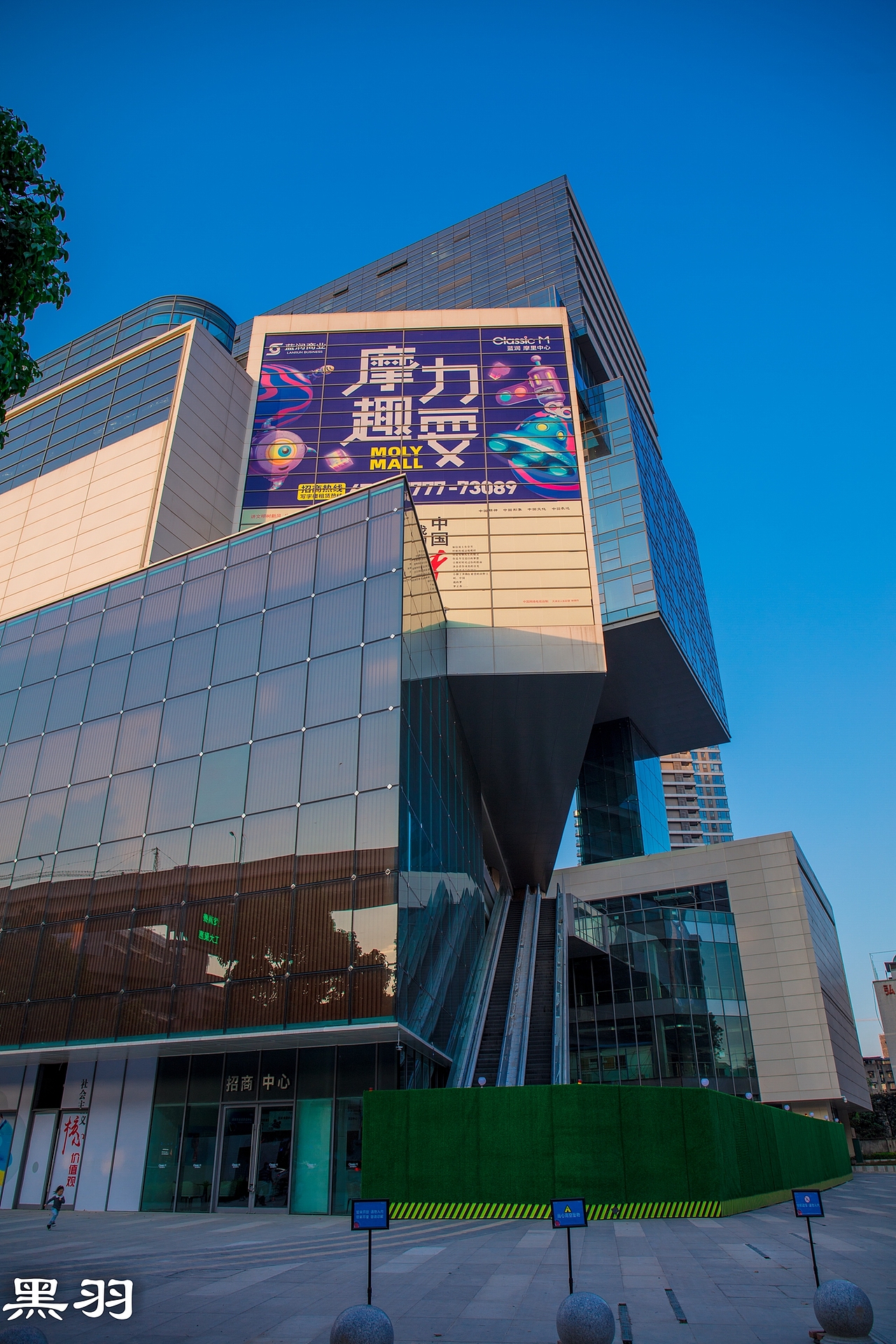 下班路上（图ZMjExODM3NzYw） - 环境/建筑摄影 - 站酷设计师超写实原创素材 - 站酷ZCOOL