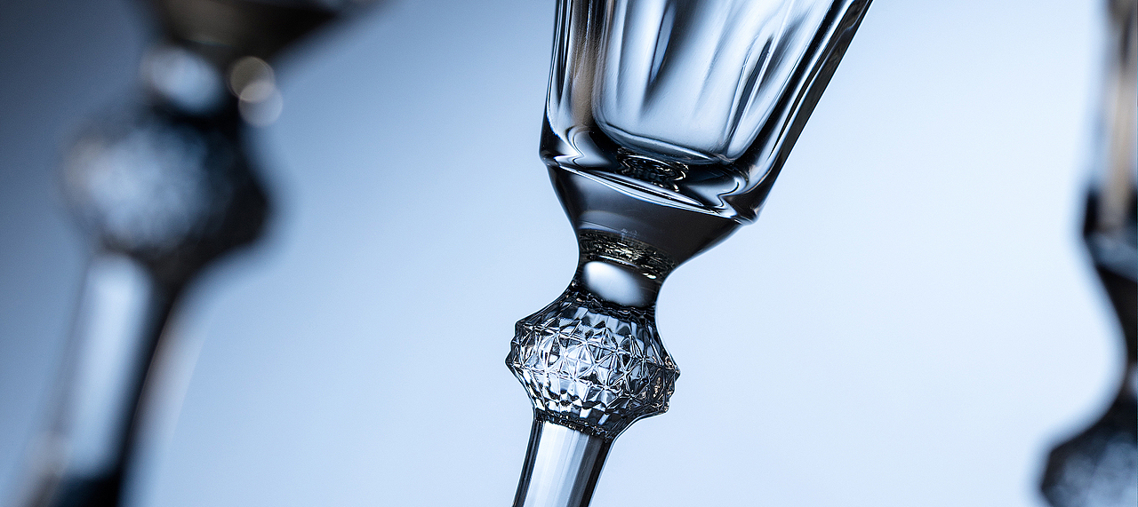 电商摄影 浮雕欧式高脚透明玻璃杯家用红酒杯