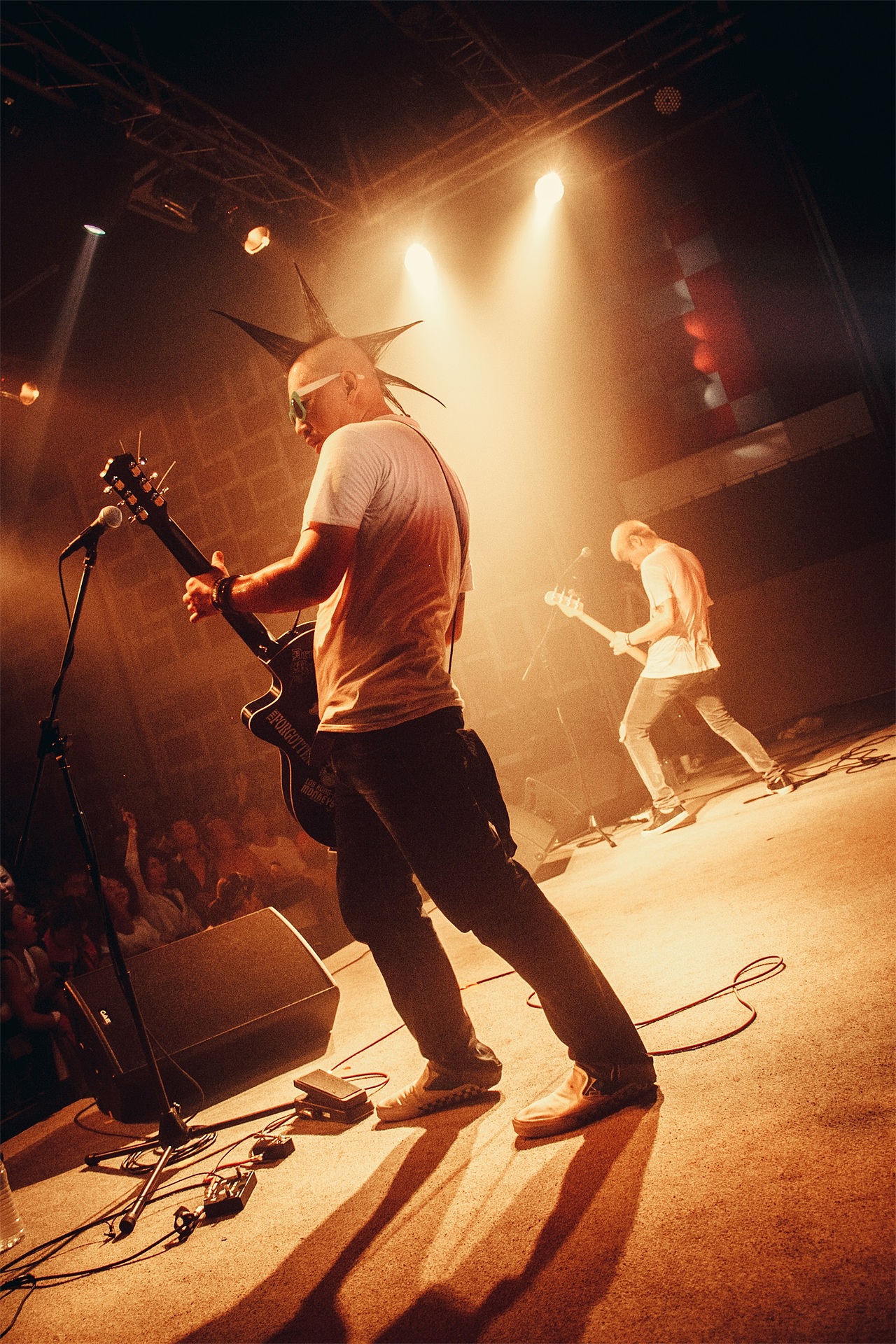 2018年 - 现场音乐LIVE演出 记录回顾（图ZMTQzMTUxMTY4） - 人像摄影 - 站酷设计师乐与饵原创素材 - 站酷ZCOOL