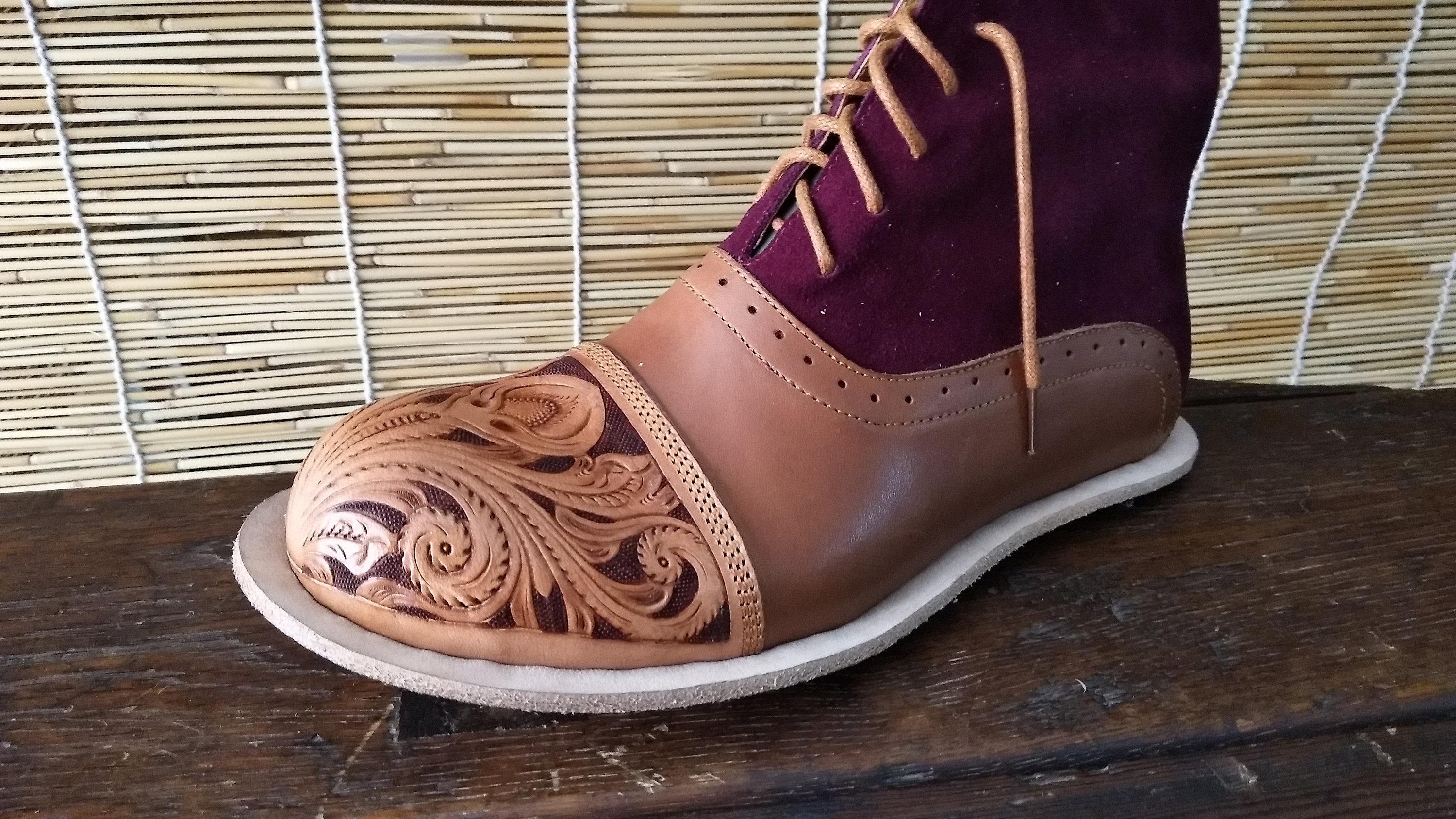 皮雕款手工鞋|手工艺|工艺品设计|手工鞋培训 - 原创作品 - 站酷