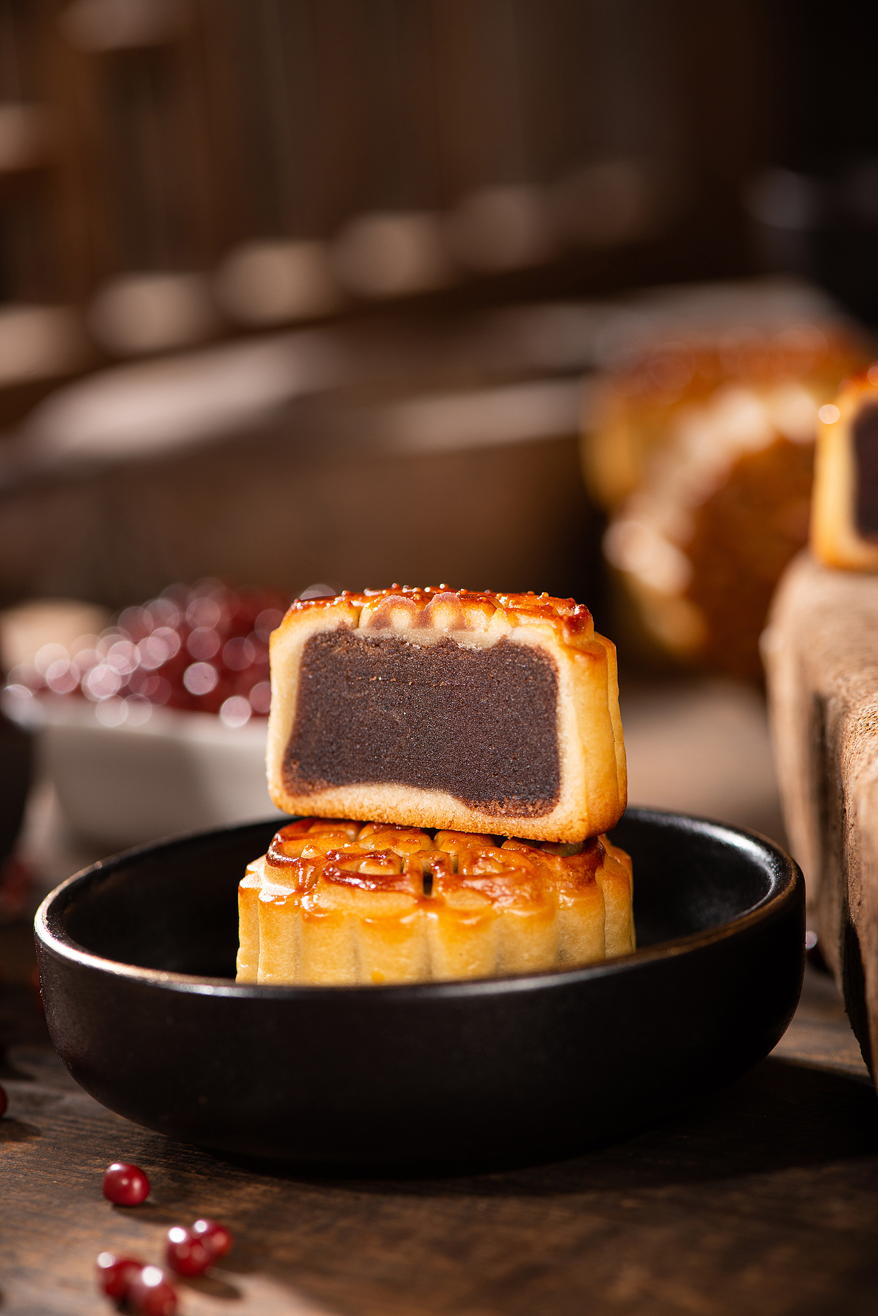 电商摄影：老上海利男居红豆沙月饼（图ZMjc1NzM4NjY4） - 美食摄影 - 站酷设计师映山视觉原创素材 - 站酷ZCOOL