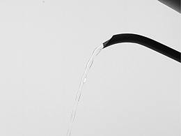 茶席上的電水壺