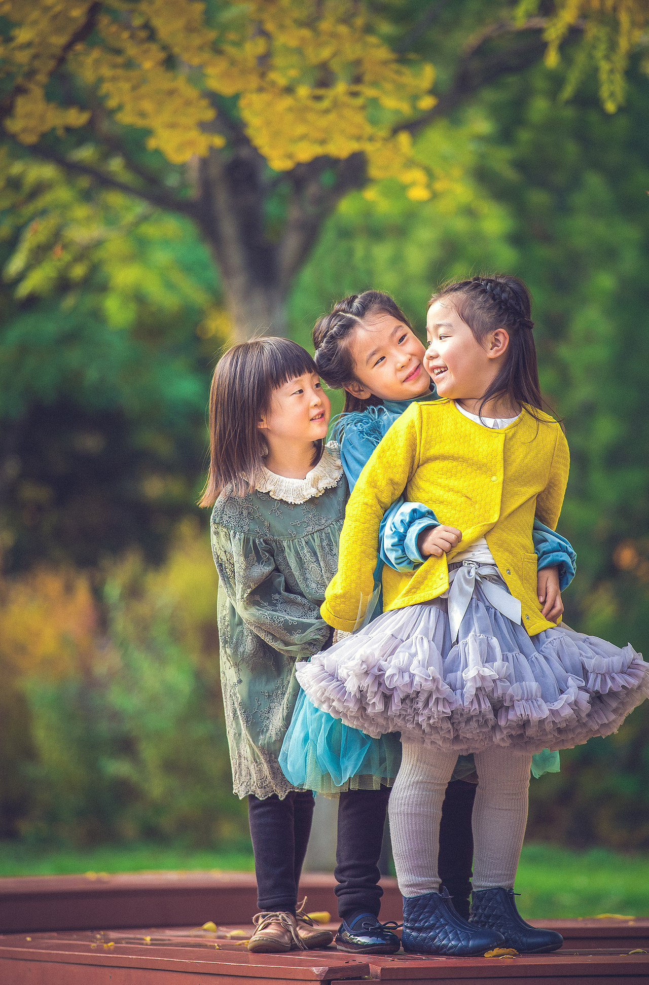 小伙伴（图ZMTgzNzk1MzA4） - 人像摄影 - 站酷设计师学淼原创素材 - 站酷ZCOOL