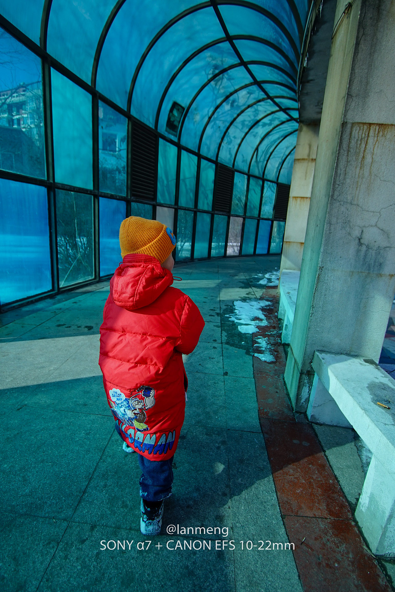 索尼微单搭配佳能广角镜头拍古塔公园