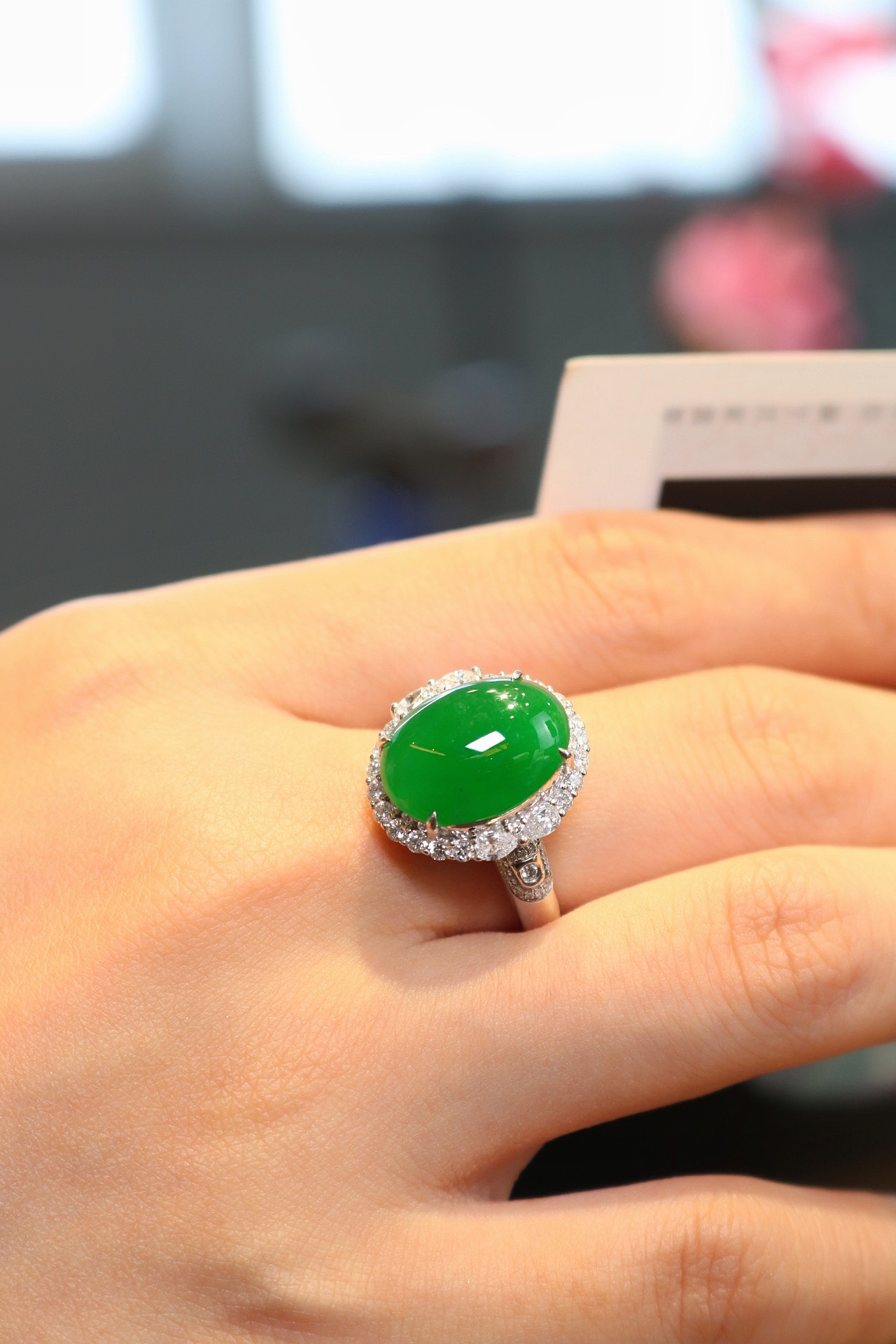 翡翠戒指展示摄影