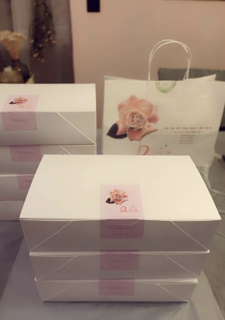 韩国护肤品牌logo与包装设计，插画运用