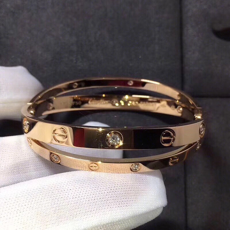 卡地亚交叉手镯可以定制吗,定制卡地亚交叉手镯多少钱