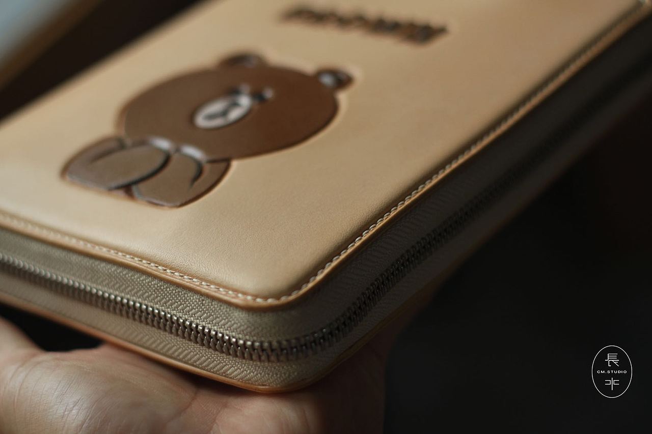 手工皮具 皮雕 布朗熊 首饰包 手拿包