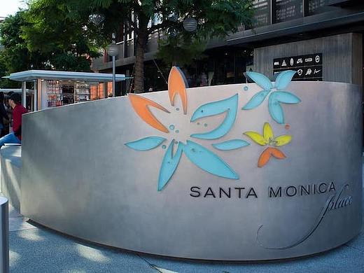 加利福尼亚州圣塔莫尼卡广场导视系统设计
