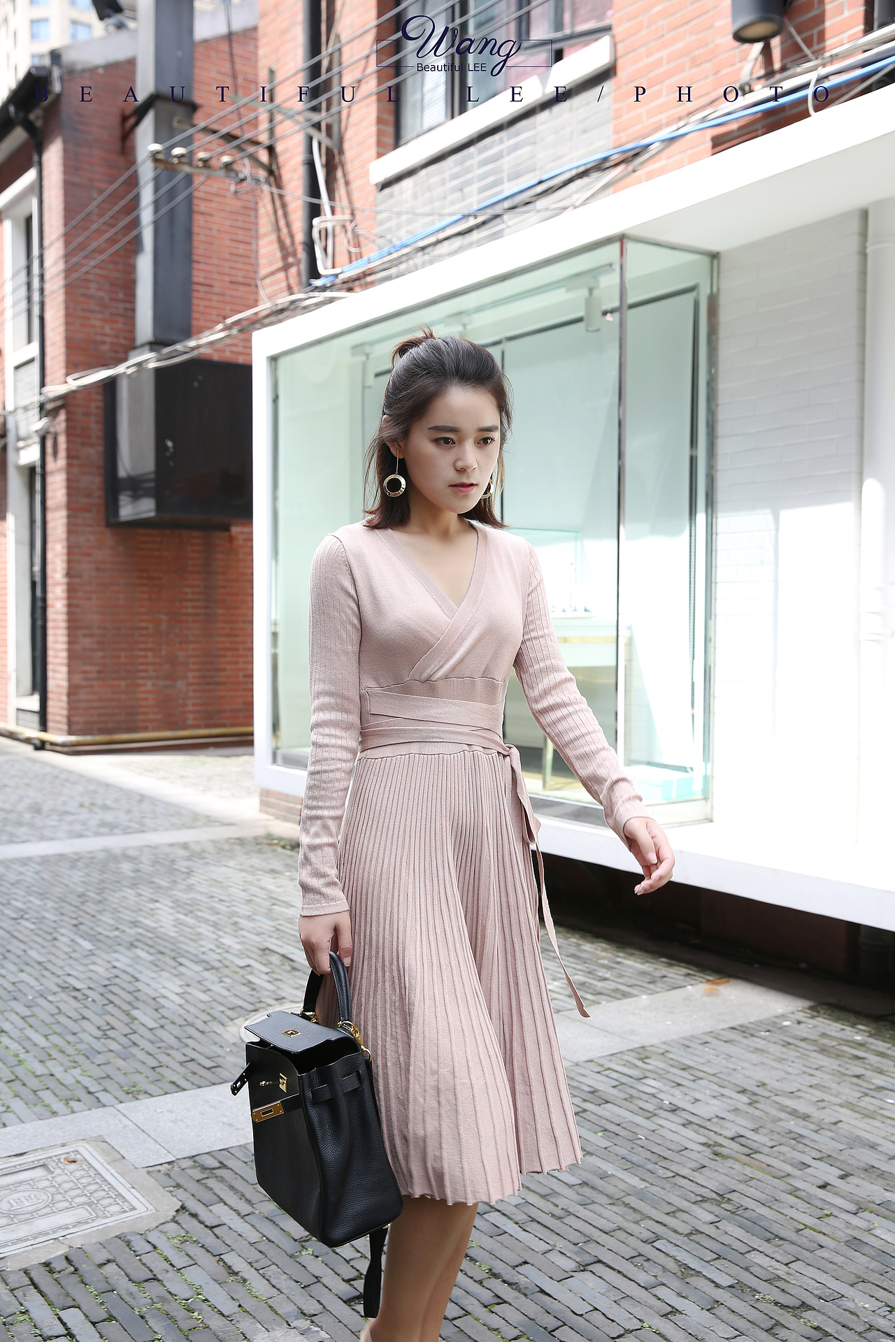 淘宝摄影淘女郎模特服装外景拍摄女装ps修图图片美化手机服装人物拍摄