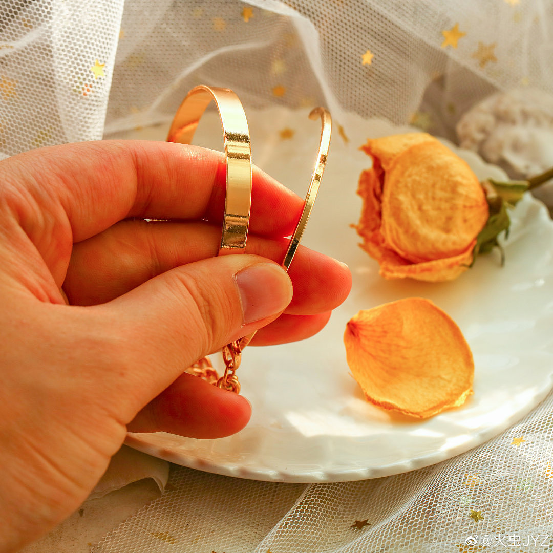 首饰杂糅（图ZMzIwODk4Mzg4） - 产品摄影 - 站酷设计师蒋二亿原创素材 - 站酷ZCOOL