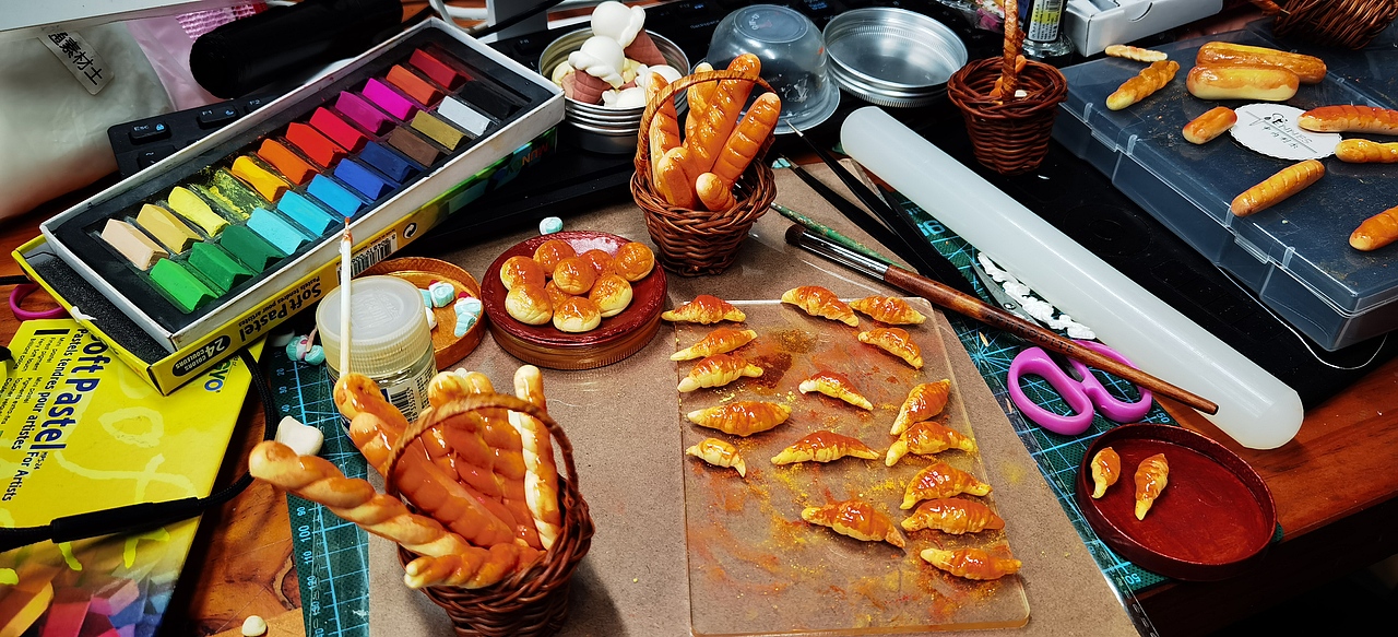 花花做了点小面包~