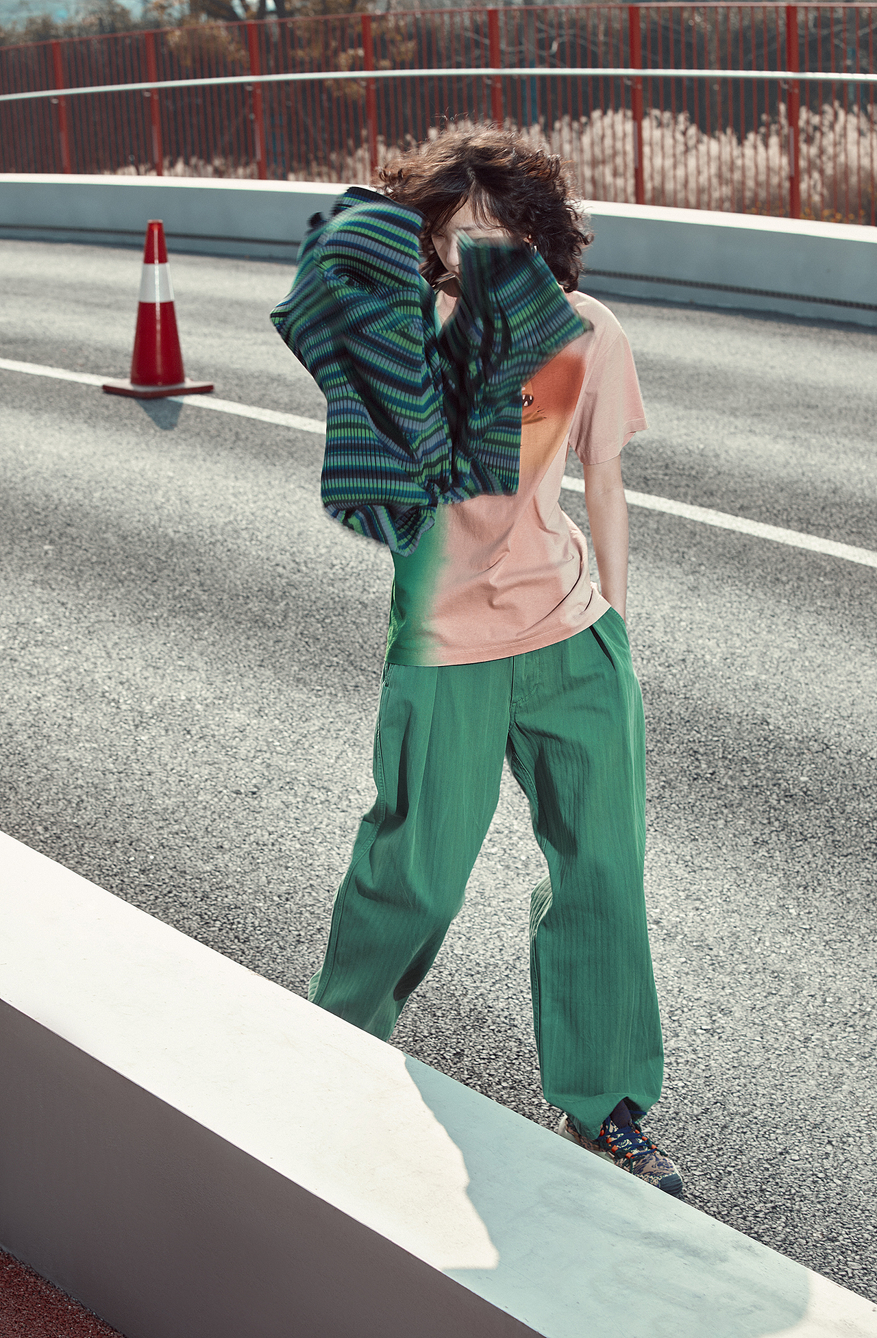 HEIBAI • 街拍 | JNBY“靖”