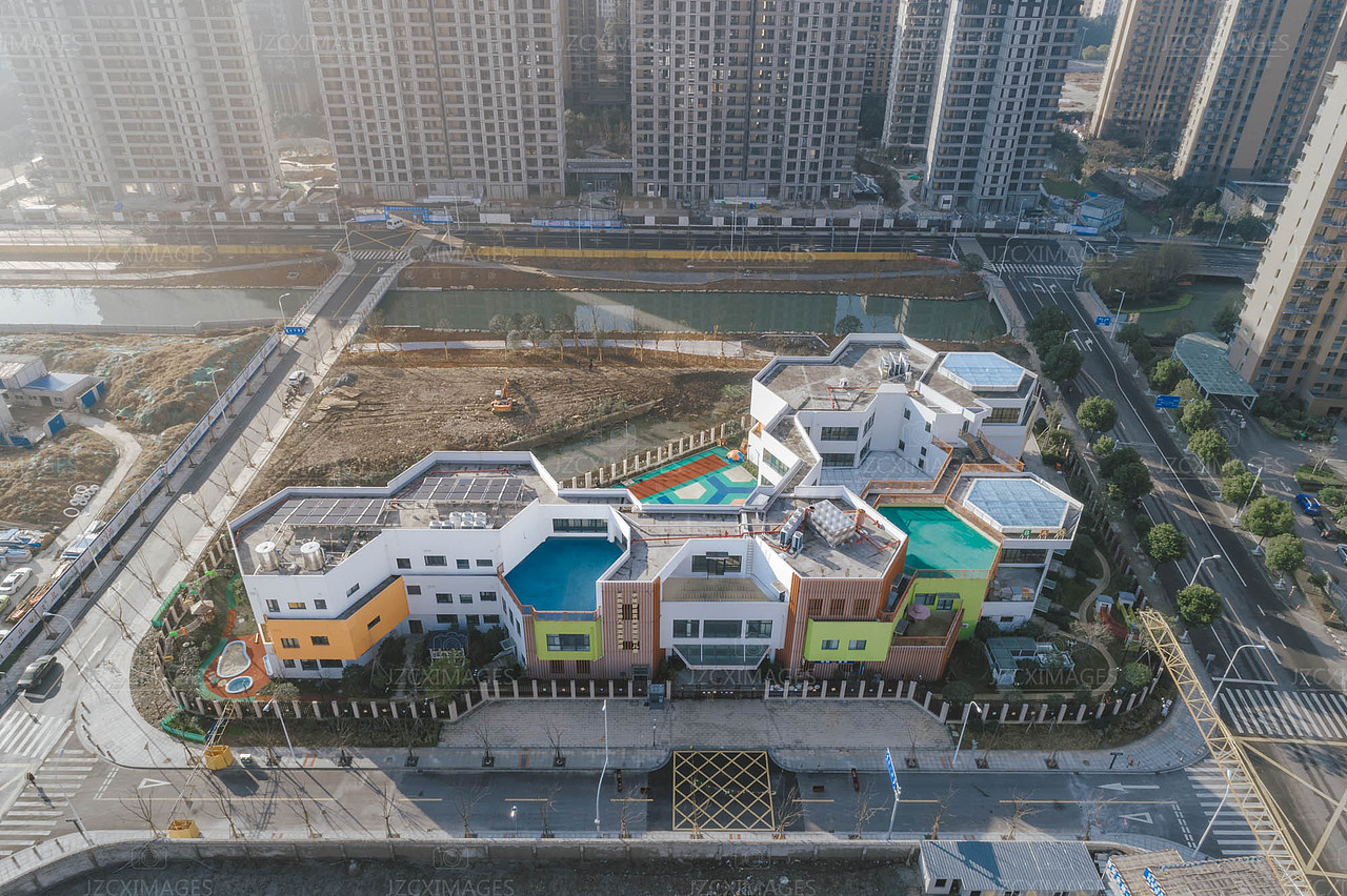 宁波极致影像团队拍摄设计方委托高新区朱一幼儿园(宝韵幼儿园)宁波