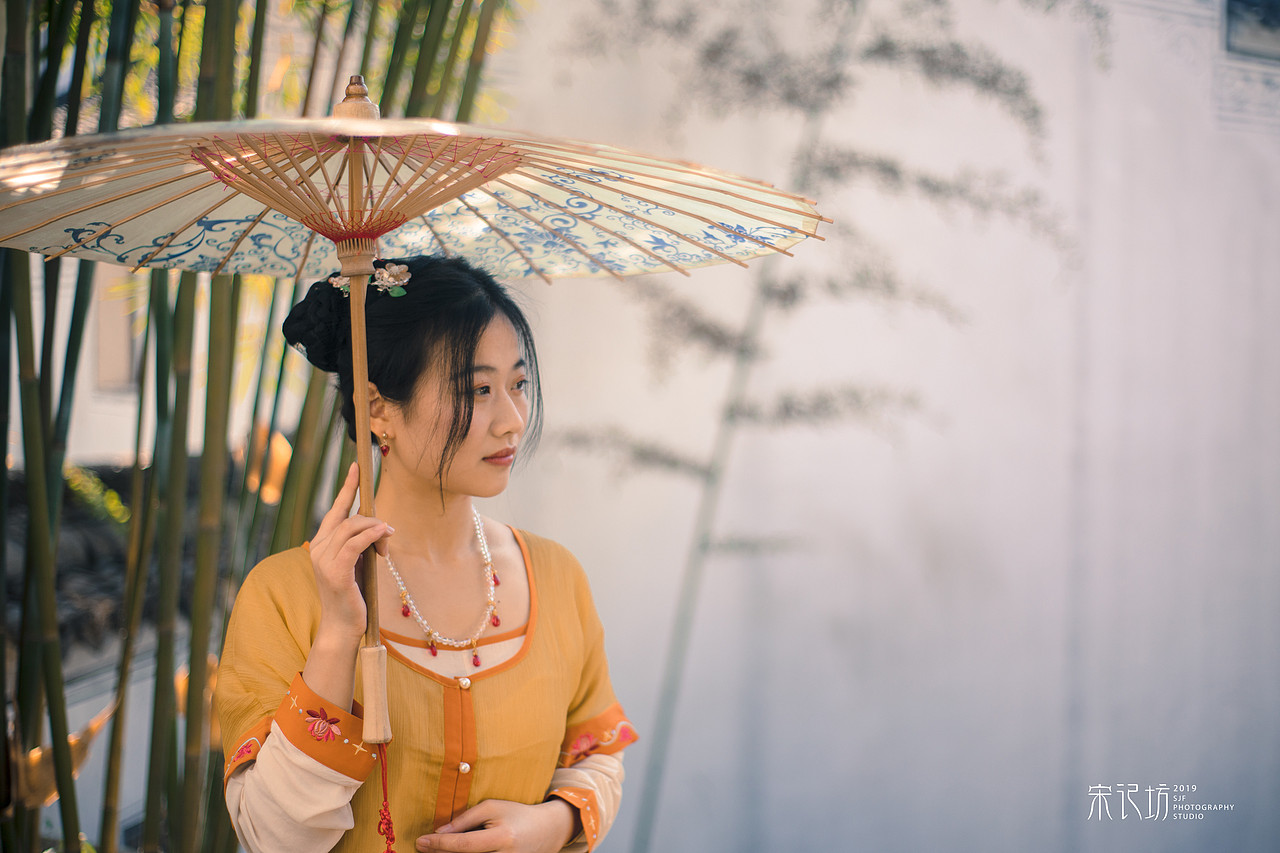 年前的一组汉服拍摄