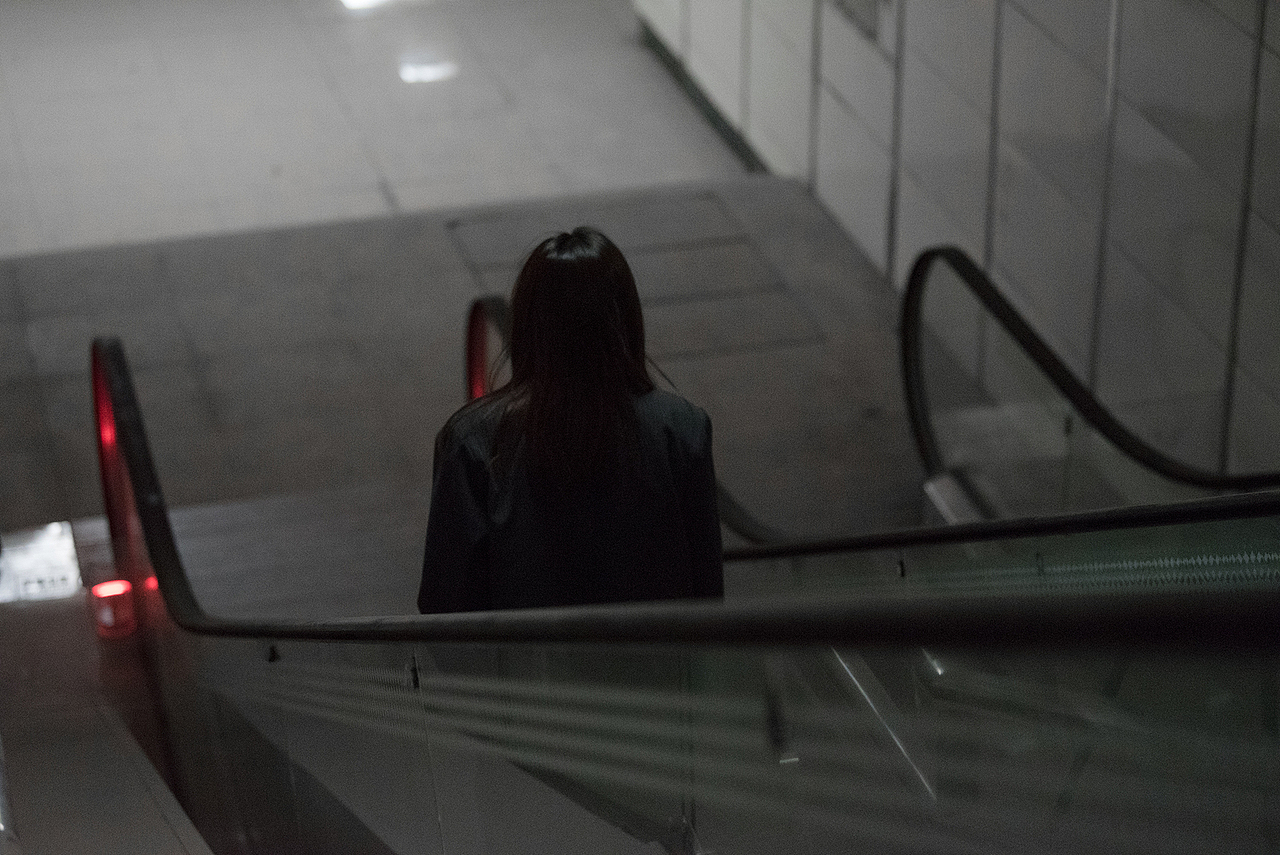 十二月（图ZMjM0MjYzMDI0） - 人像摄影 - 站酷设计师翁谷粒原创素材 - 站酷ZCOOL