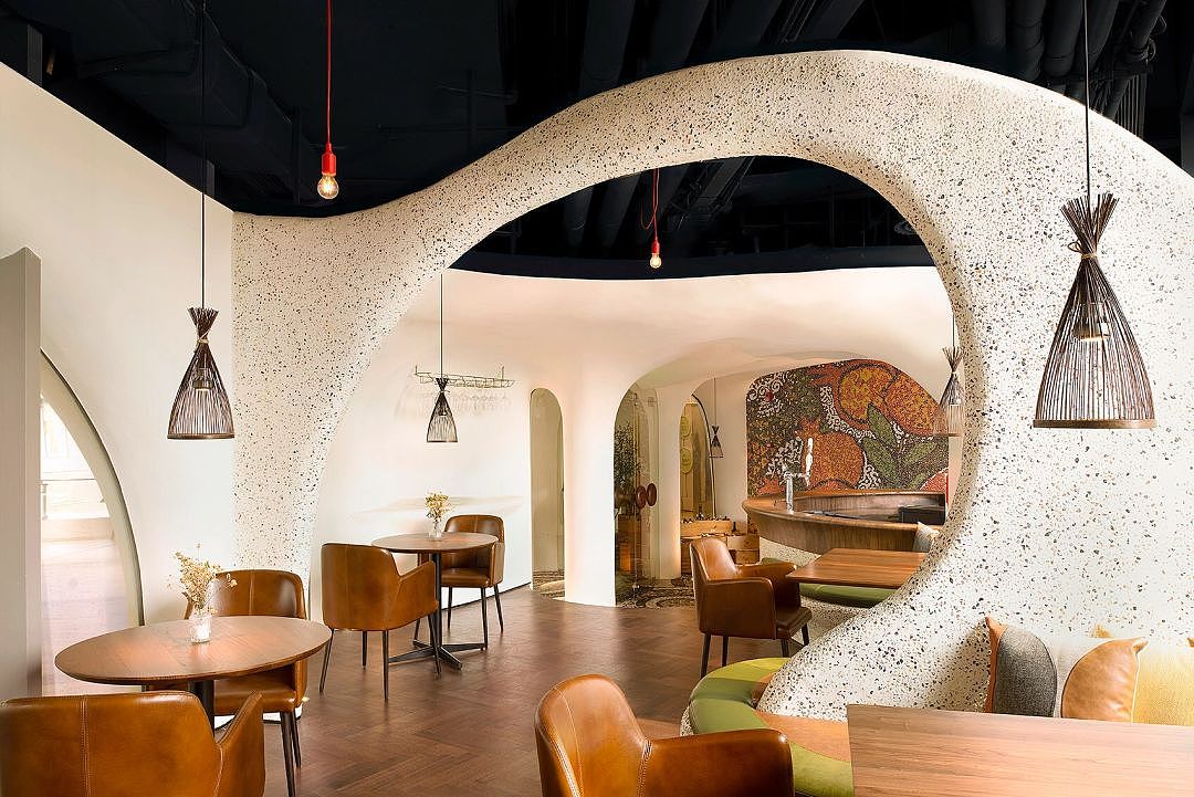 魔都北外滩西班牙美食| 螺旋状、洞穴风餐厅