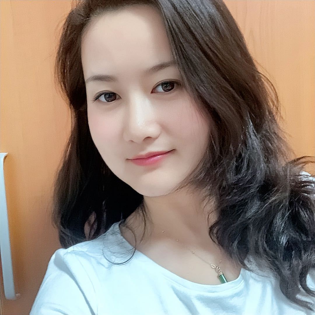 美女微信卡通头像