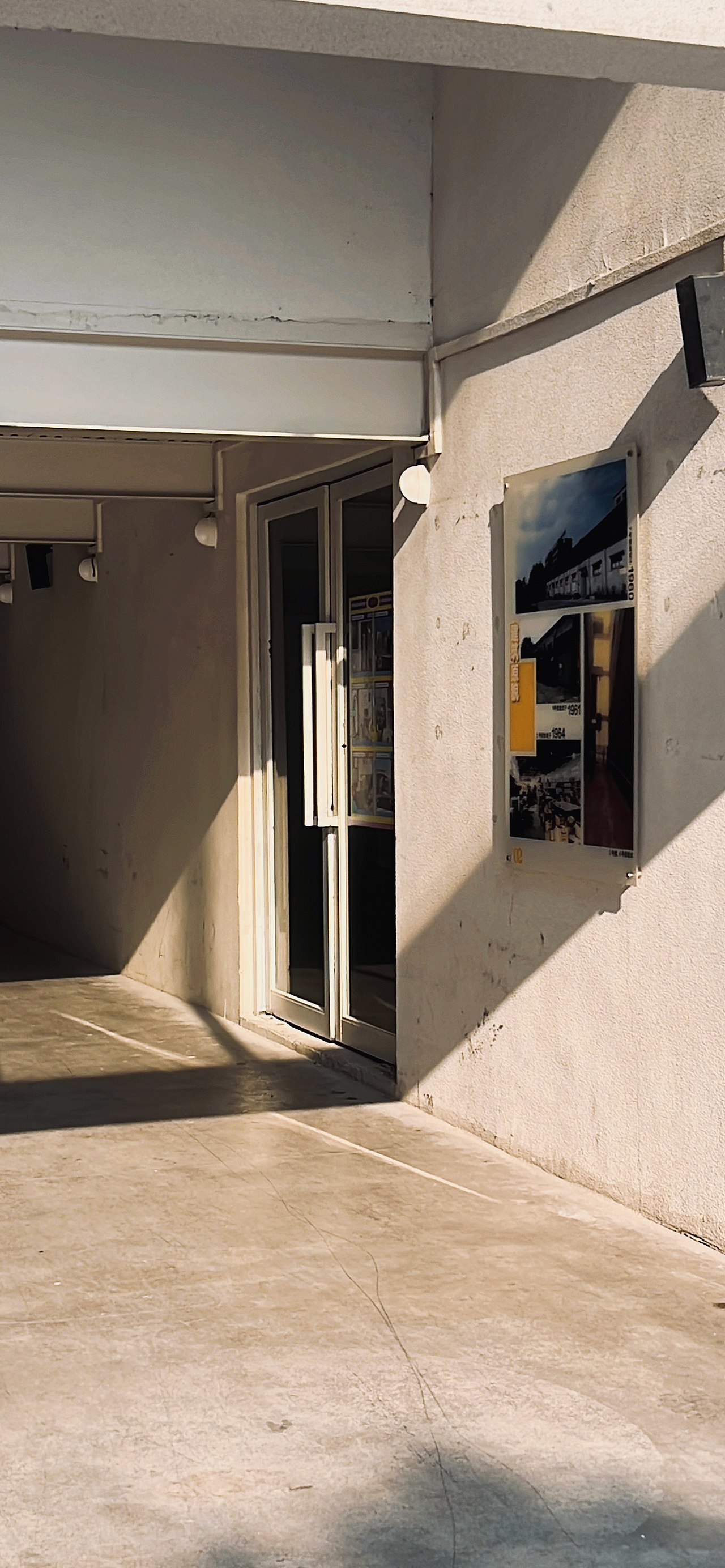 春日掃街（圖ZMjk5NjIyNjIw） - 人文/紀(jì)實(shí)攝影 - 站酷設(shè)計(jì)師LaBalena落落原創(chuàng)素材 - 站酷ZCOOL