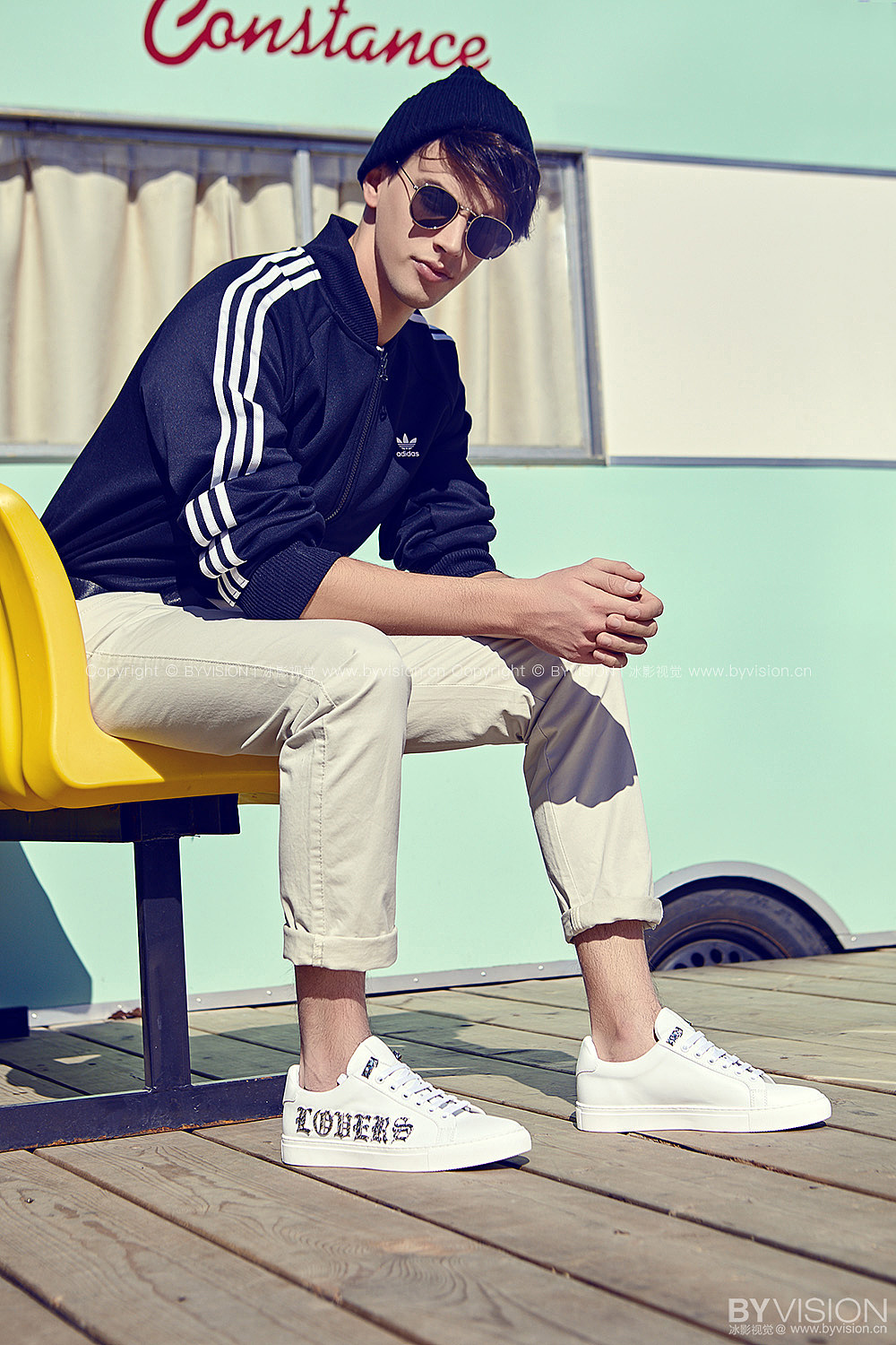 鞋子品牌广告摄影（图ZMjIyNjM4NzA4） - 产品摄影 - 站酷设计师冰影视觉摄影原创素材 - 站酷ZCOOL