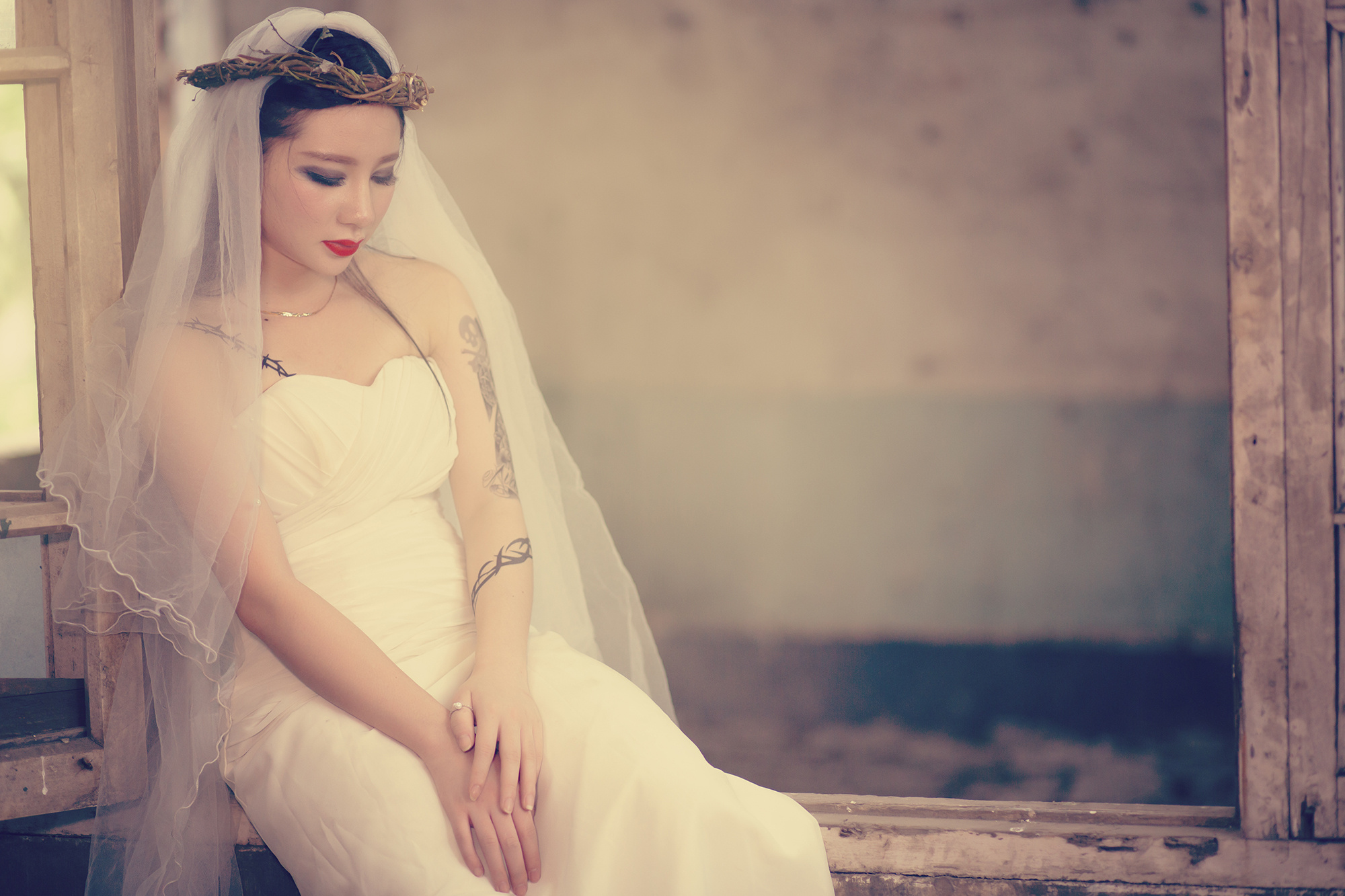 微博创意配图 新娘与钻戒 结婚平面广告素材免费下载(图片编号:6196414)-六图网