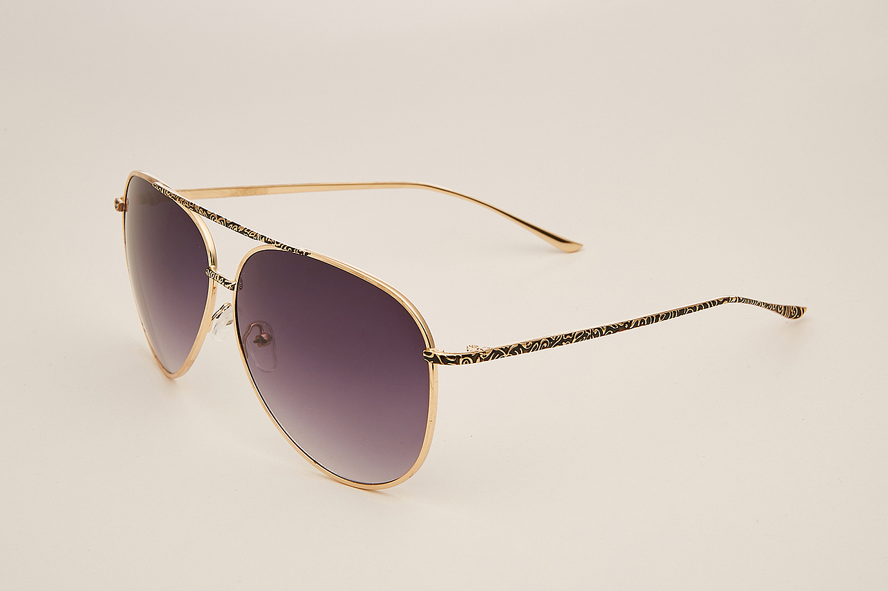 眼镜白底拍摄 眼镜静物（图ZMTYxNjA2NTY0） - 产品摄影 - 站酷设计师丢满理想的垃圾堆原创素材 - 站酷ZCOOL