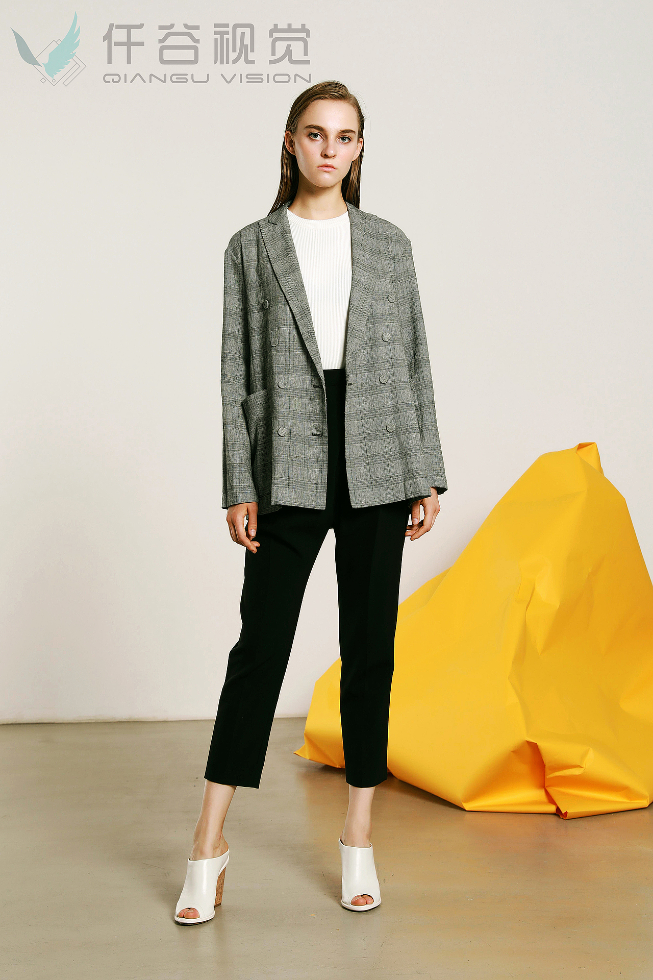 设计师风格,每一款都在诠释个性。