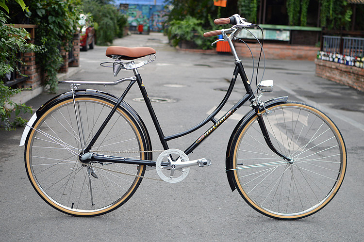 凤凰弯梁女士28自行车改装内三速复古自行车