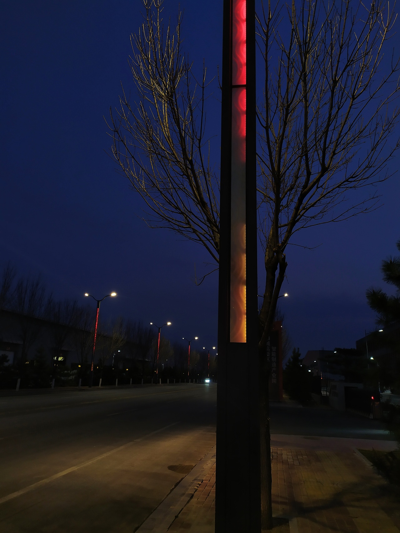 世博光电创新品质发光导光路灯杆结合。夜景风景线|摄影|产品摄影|世博光电景观灯 - 原创作品 - 站酷 (ZCOOL)