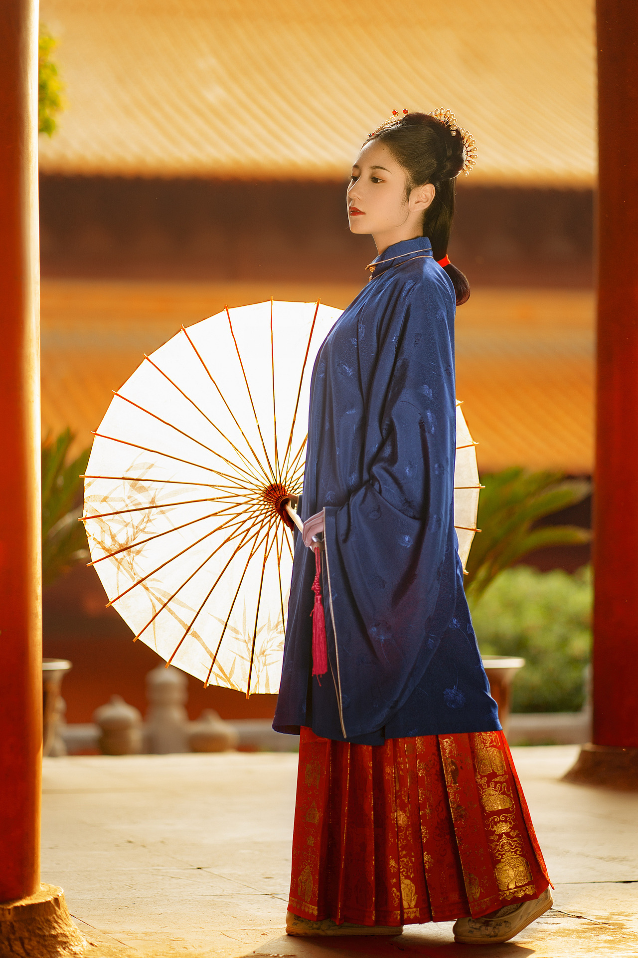 宫墙（图ZMTkzMTU5Mjk2） - 人像摄影 - 站酷设计师弄凉原创素材 - 站酷ZCOOL