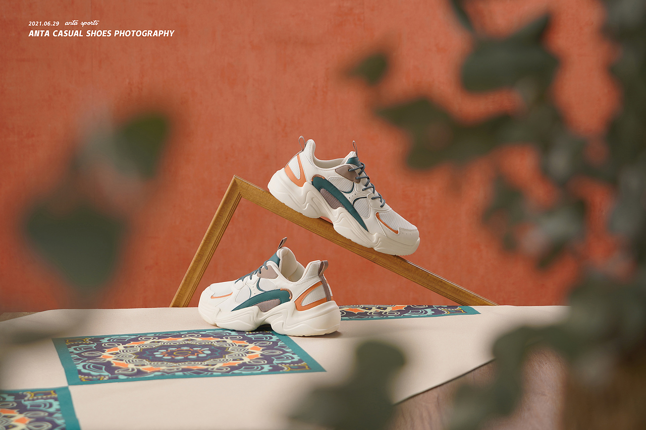 安踏男子老爹鞋静物摄影 产品拍摄 场景搭建（图ZMjY3MzM1NzAw） - 产品摄影 - 站酷设计师博纳罗蒂i原创素材 - 站酷ZCOOL