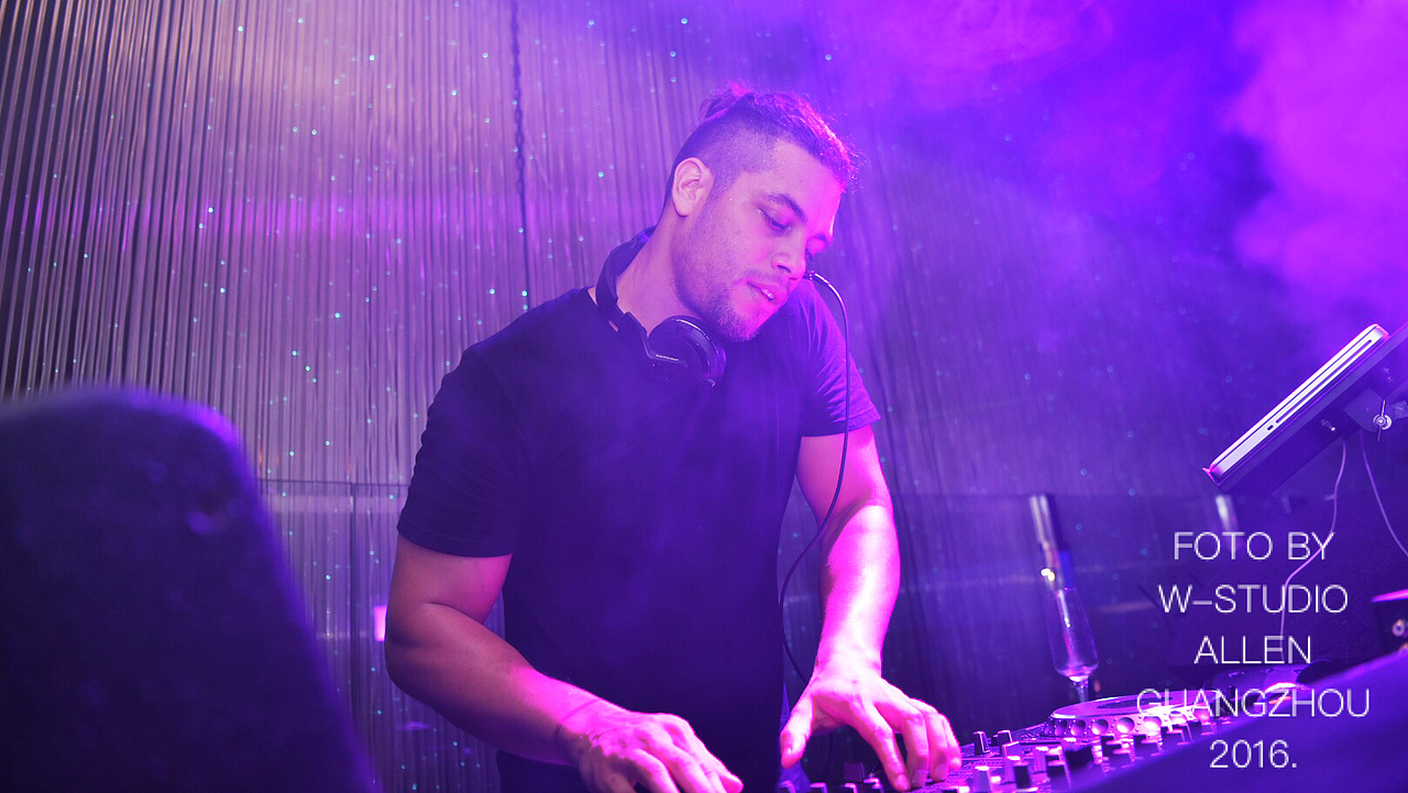 广州W酒店 妃吧（图ZNDE4MjcxNzI=） - 人像摄影 - 站酷设计师THR33AllenDai原创素材 - 站酷ZCOOL