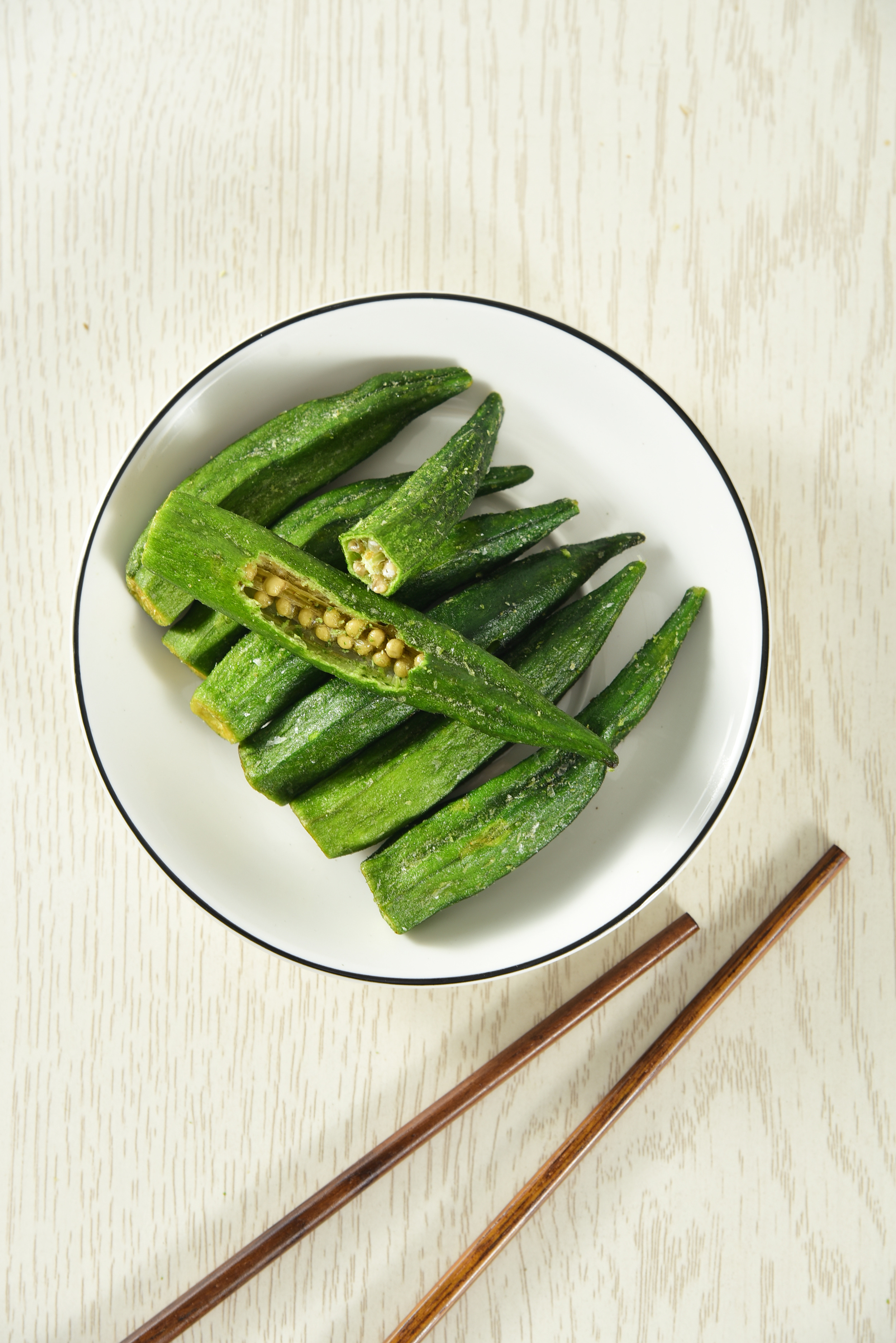 秋葵脆 秋葵干 坚果拍摄 静物摄影 一只混江湖的猫