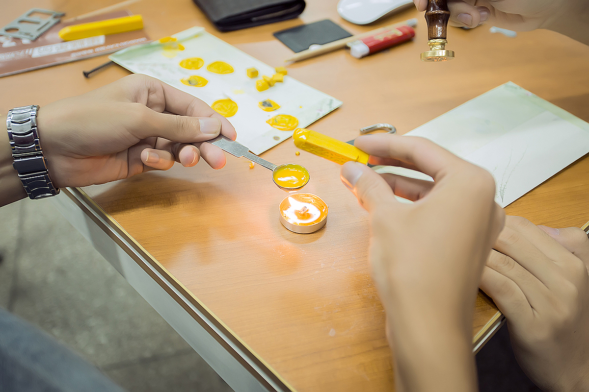 那一勺黄色,啧啧