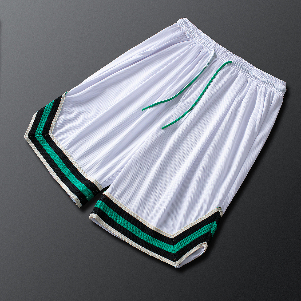 男装短裤拍摄（图ZMzMwMjA1OTM2） - 产品摄影 - 站酷设计师东升摄影工作室原创素材 - 站酷ZCOOL