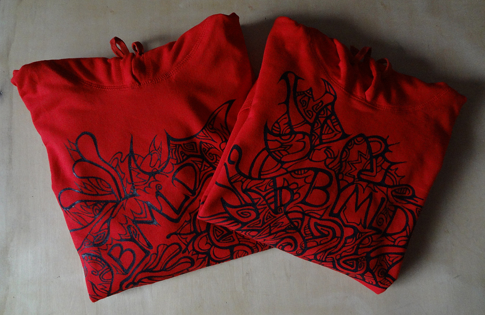 叁公馆原创涂鸦精工手绘卫衣·温暖上架
<br>晾晒幸福系列·【情侣款定制】<br><br>