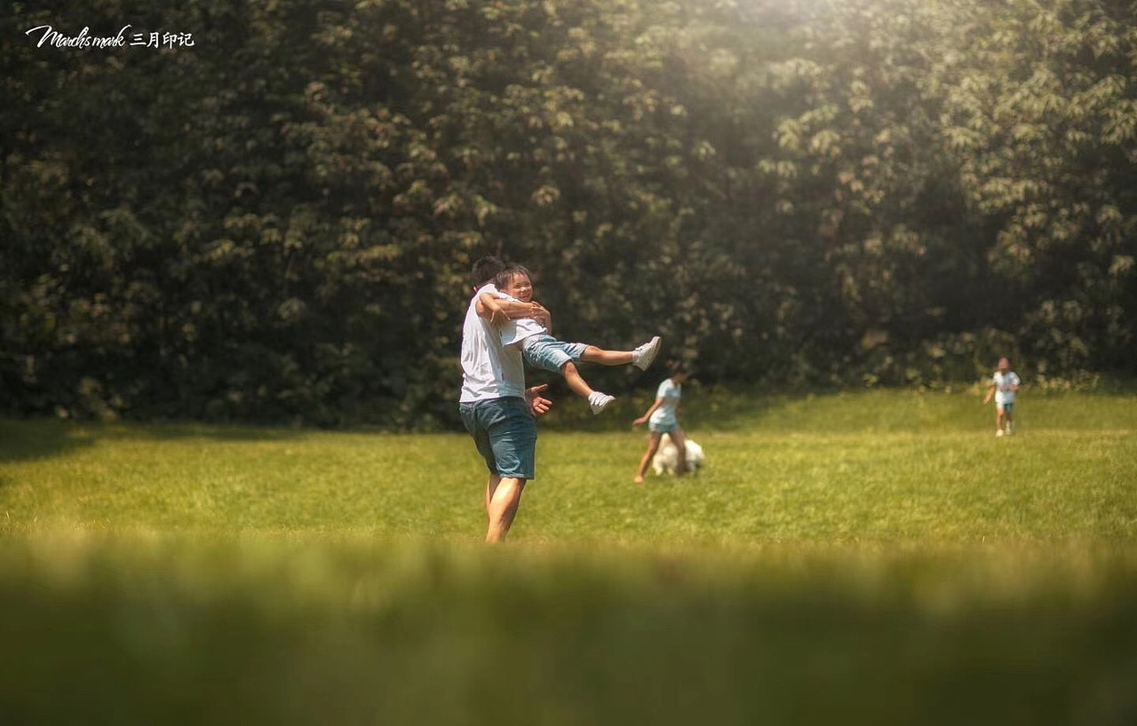 东莞亲子照哪家唯美自然?三月印记摄影工作室