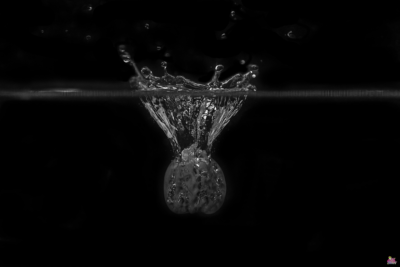 不浪费这一缸水,再拍个核桃