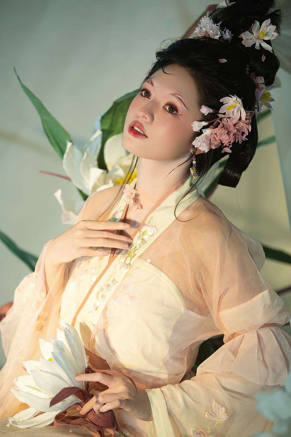 手工花拍摄（图ZMzI0NDY0ODg0） - 人像摄影 - 站酷设计师摄影师王野原创素材 - 站酷ZCOOL