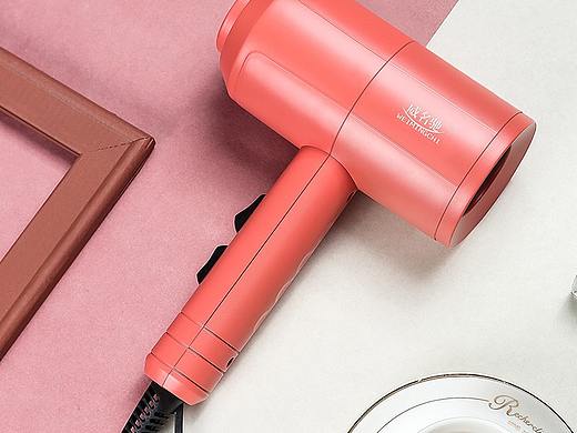 威名驰简约电吹风（个人主页-ZNDgwOTY2MTI=） - 电商 - 站酷设计师麦象品牌视觉设计原创素材 - 站酷ZCOOL