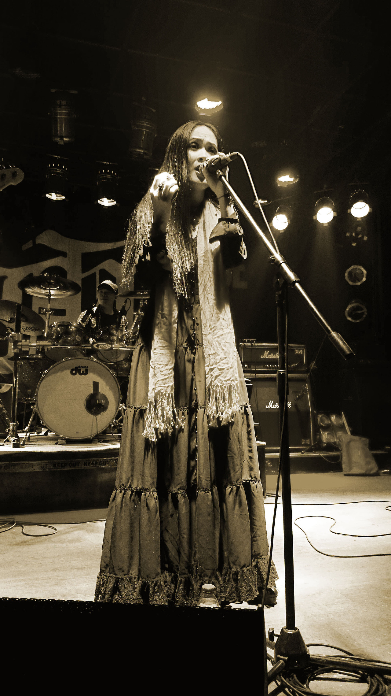 手机里的音乐!女声哥特旋律金属!支持小众!支持国产!