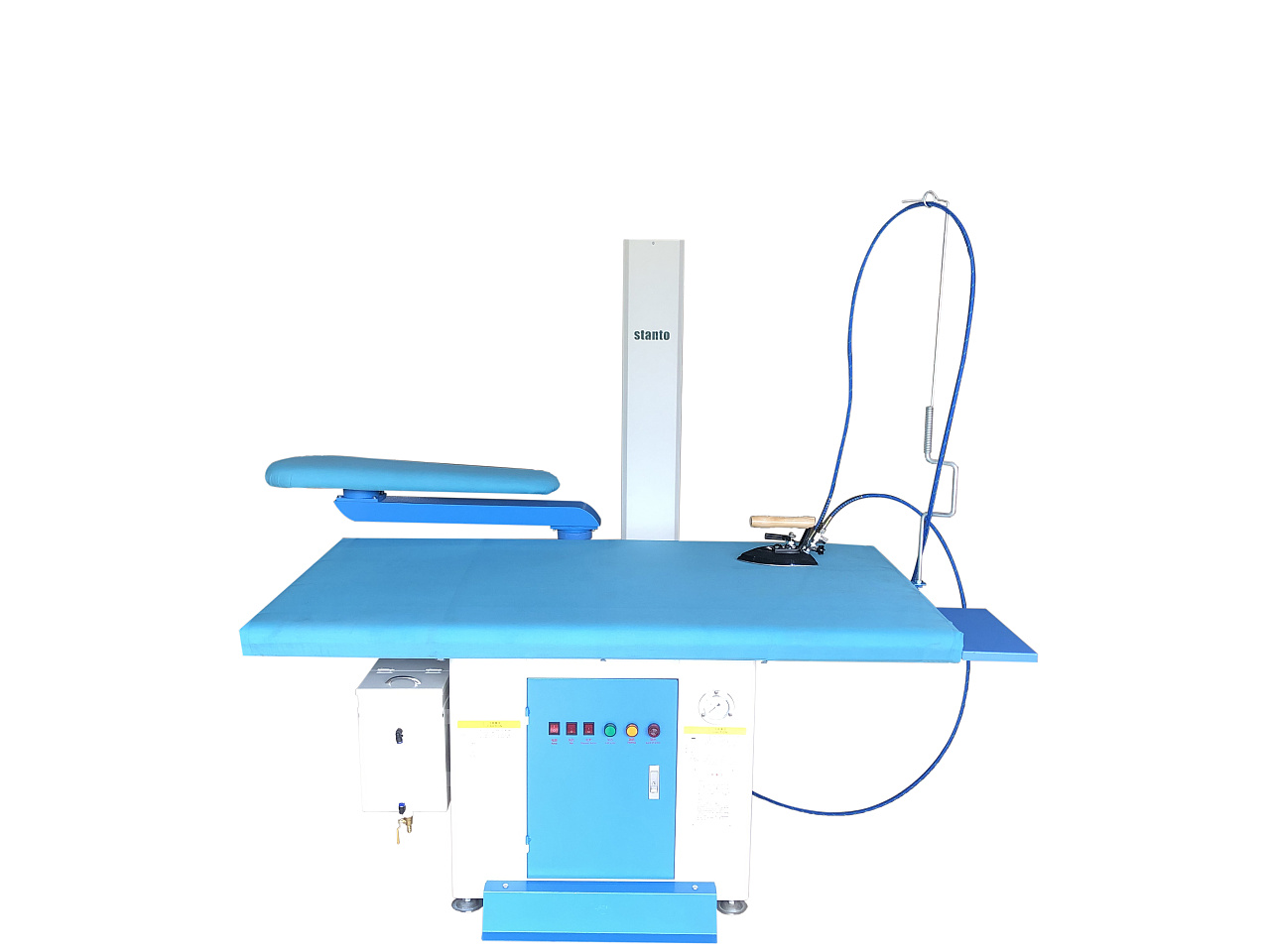 化解决,使用方便;整烫效果好:台面以漏斗型设计,吸力强劲,熨烫效果好