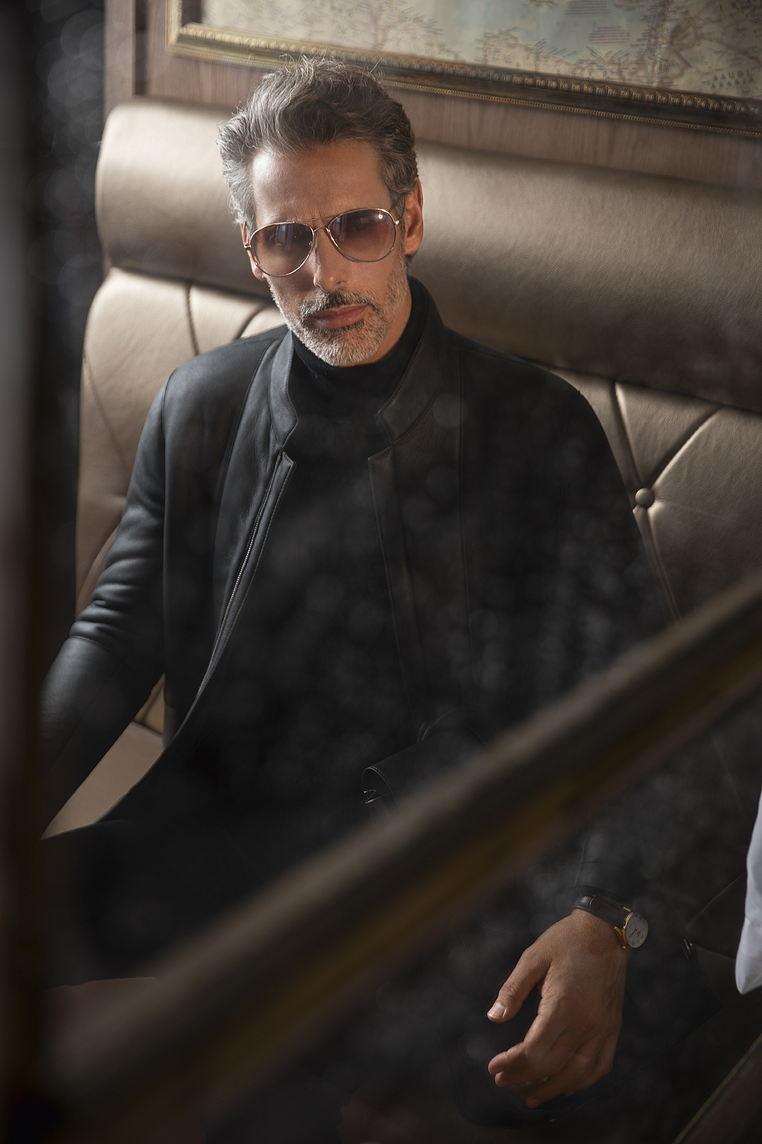 男装秋冬大片-瞳孔时尚出品（图ZMjg1NTM5NDYw） - 时尚/艺术摄影 - 站酷设计师瞳孔时尚TK原创素材 - 站酷ZCOOL