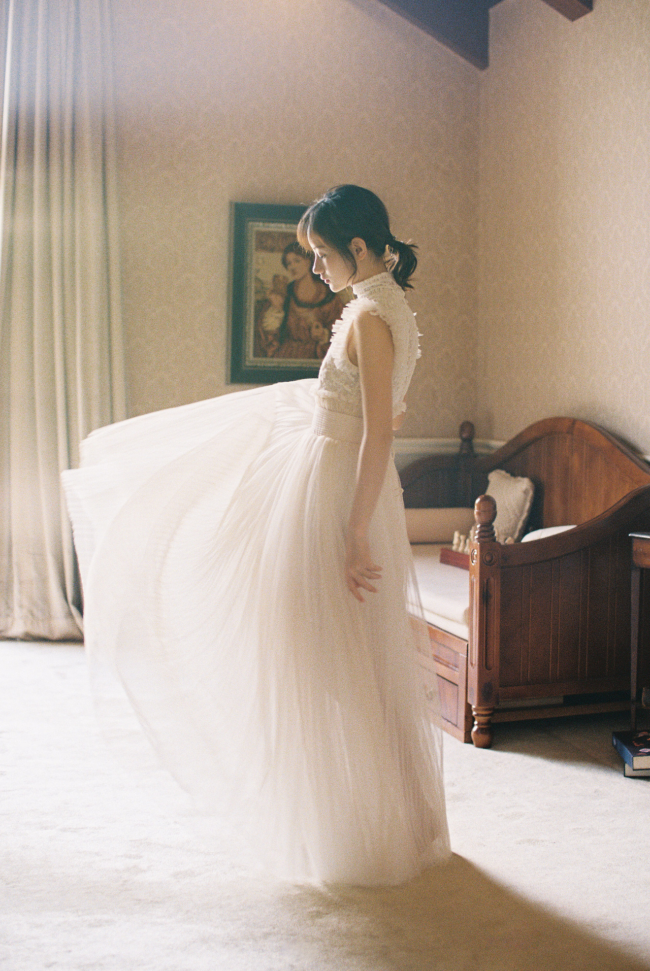 空气中的灰尘都隐约在发光（图ZMTg5MDYxODY4） - 人像摄影 - 站酷设计师文小雨_Elaine原创素材 - 站酷ZCOOL