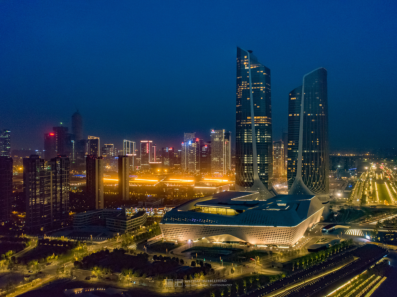 建筑摄影城市风光南京国际青年文化中心双子塔