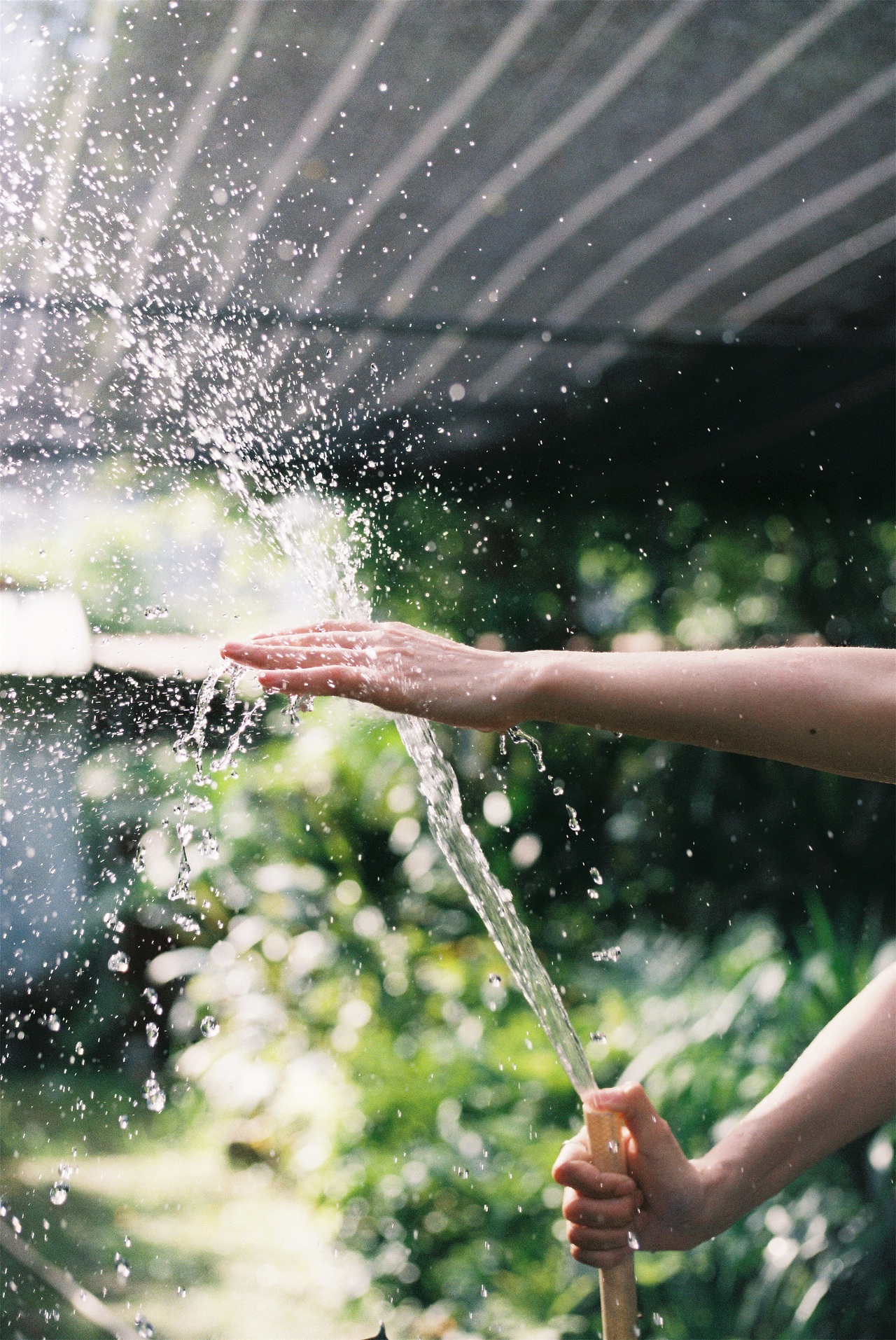 夏季热干面（图ZMTYyODAzODA4） - 人像摄影 - 站酷设计师大鳗君DMJ原创素材 - 站酷ZCOOL