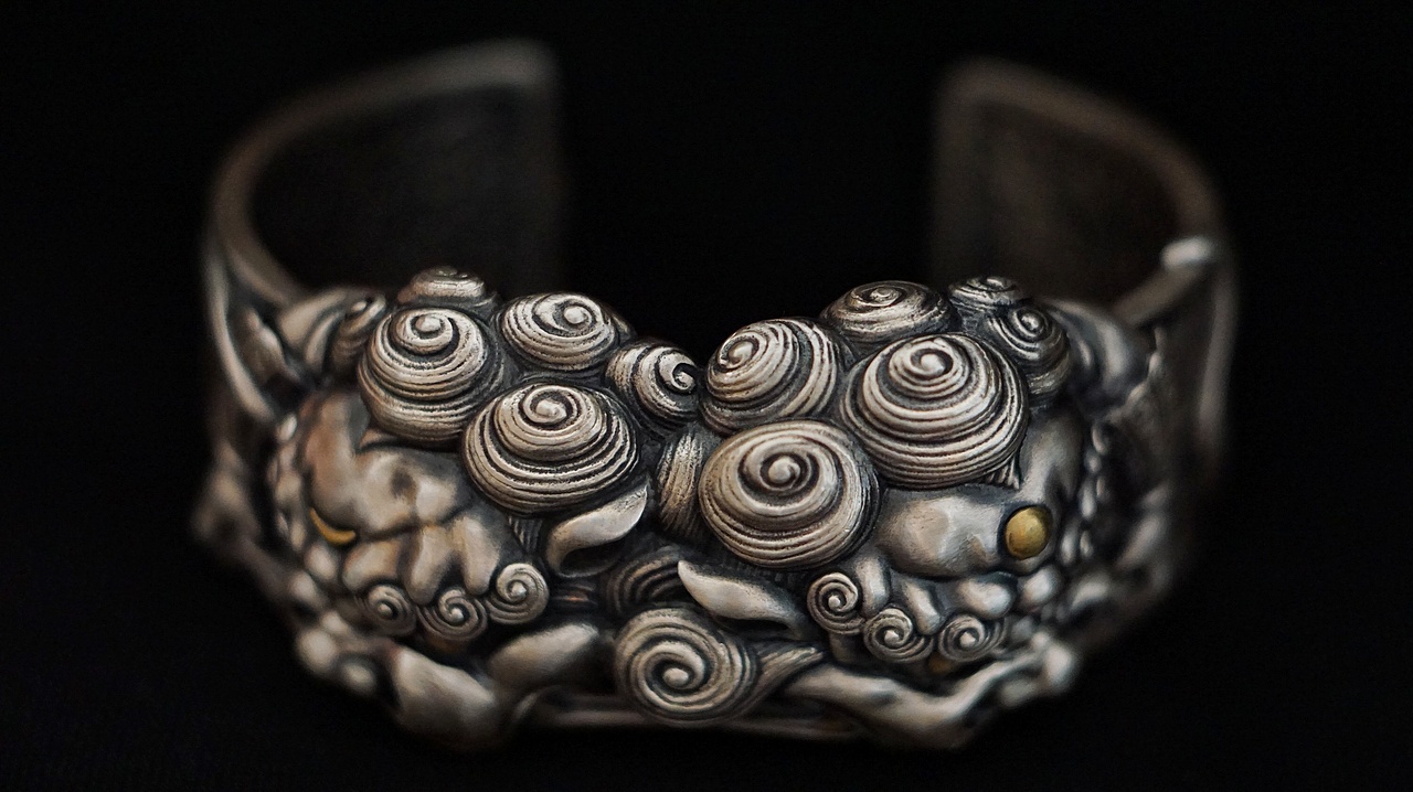 vulcan61伏尔甘醒狮手镯