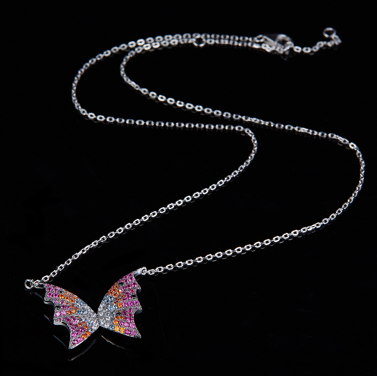 商业珠宝黑色场景摄影拍摄