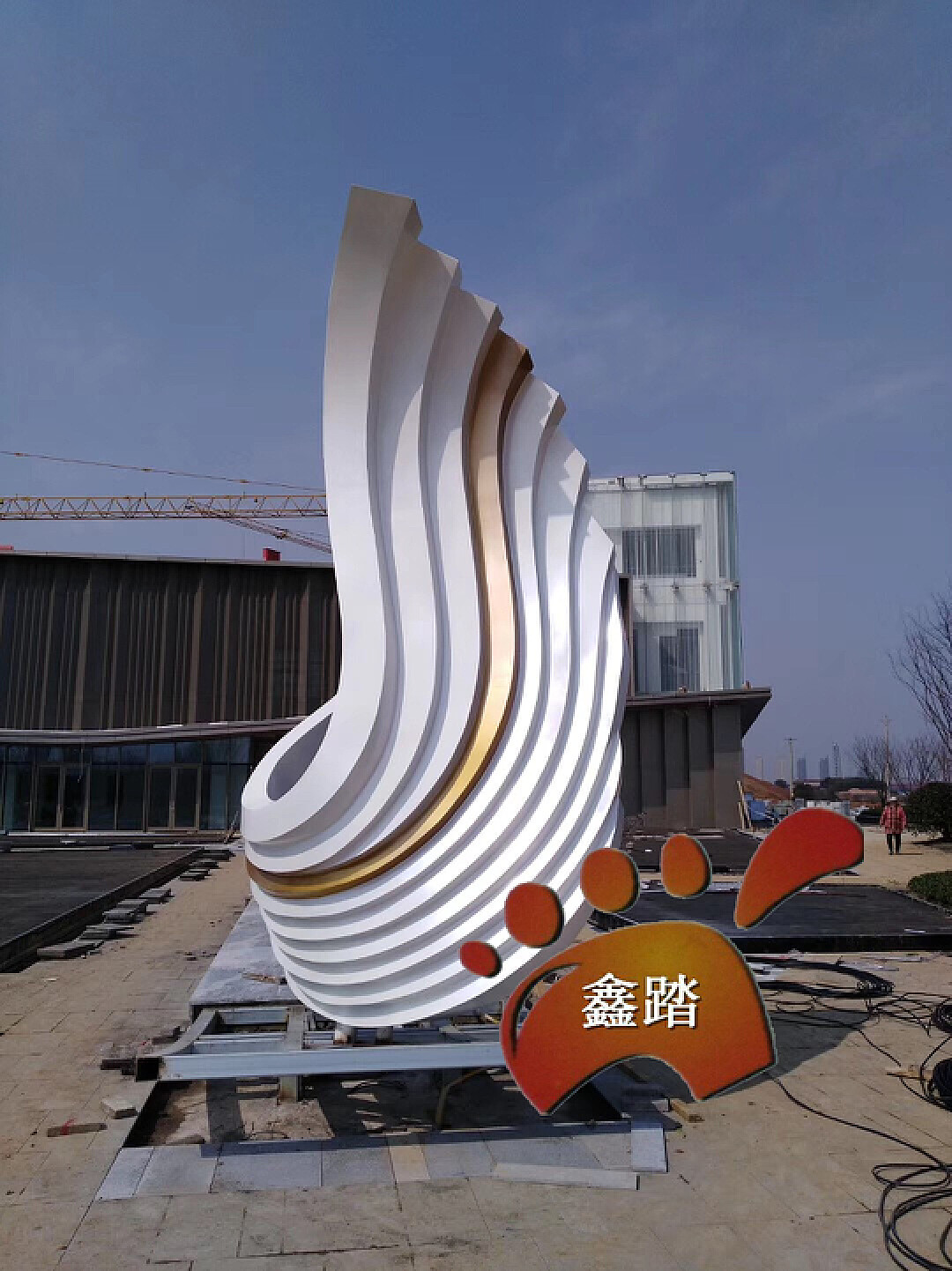 大型抽象景观不锈钢雕塑制作到安装工期一般需要多久