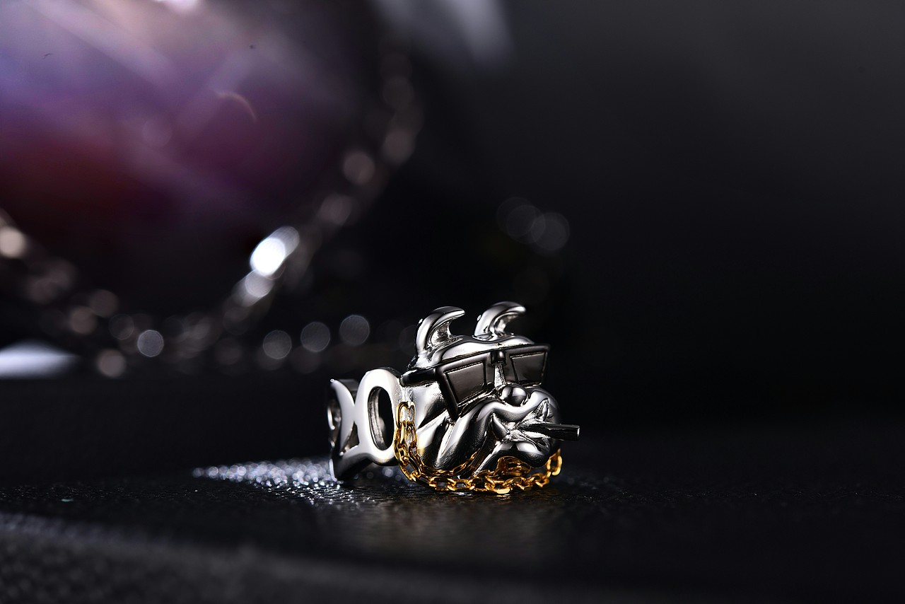 耍流氓系列——流氓狗（图ZMTQzMTMxMTAw） - 产品摄影 - 站酷设计师L糊图原创素材 - 站酷ZCOOL